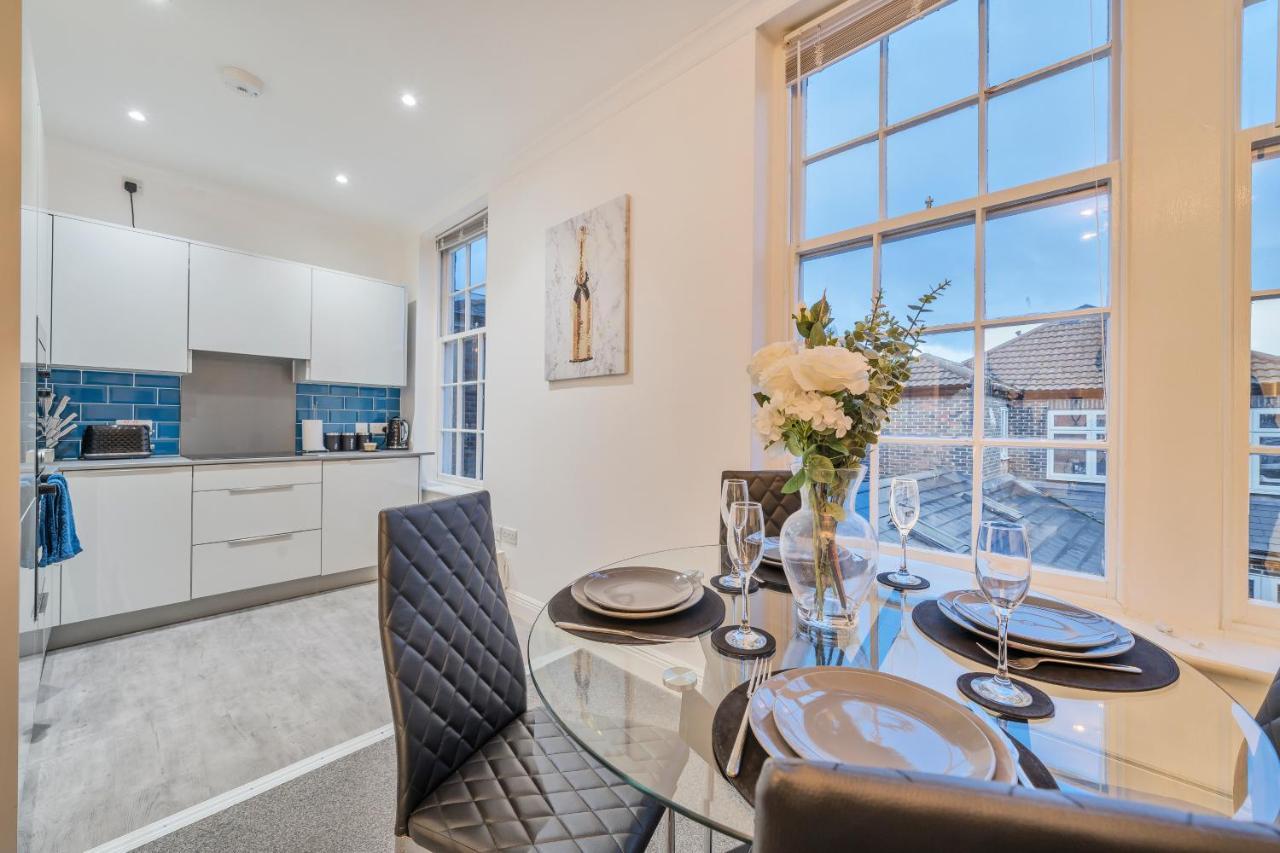 Modern, City Centre -2 Bedroom Apartments Reading Extérieur photo